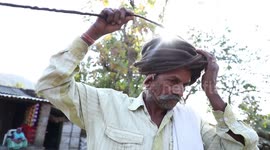 Indian man shows off his hair in enormous 15-metre long dreadlock