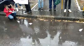 В Харькове забросали фаерами российское консульство