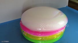 Huge Bubble from Dry Ice