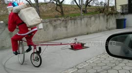 Santa Claus turn arround