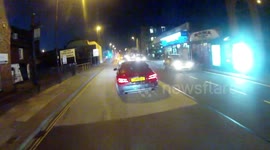 Knucklehead SV11PKO Mobile And Red Light Jumper Caught On Dash Cam UK