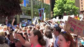Students across Australia skip class for mass climate change protests