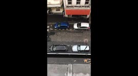 Police react to gilet Jaune