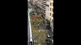 Gilet Jaune singing