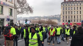 Débordements à la manifestation des gilets jaunes à Lyon