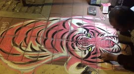 Chinese street artist draws crowds for his hyperreal pavement art