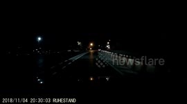 dashcam - idiot truck driver