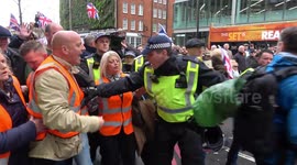 Tensions high at Brexit 'betrayal' protest in central London