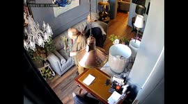 Shop thief