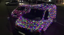 3,200 Christmas fairy lights cover burger van