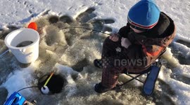 3 year old catches large crappie