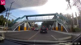Undisciplined motorcycle riders in Cebu City, Philippines