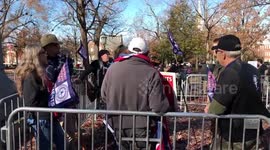 Protesters and supporters of Silent Sam statue face off at UNC-Chapel Hill