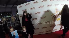 Imogen Thomases Daughters Have Fun On The Red Carpet