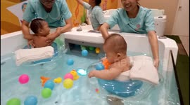 Elder Baby afraid of Little BABY BOSS in the Baby Spa