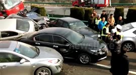 74 vehicles in huge multi-car pile-up on Chinese highway
