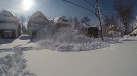 Snowplow struggles through massive snowfall in Buffalo, New York