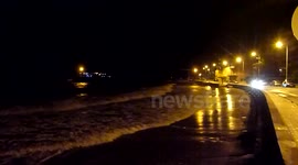 Vagues, pluie et vent impressionnant, proche de la plage du Moure Rouge à Cannes, Alpes-Maritimes, PACA, France