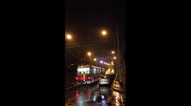 Icy rain shuts Prague network for first time in history