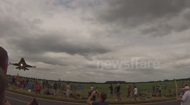 F16 Makes a VERY low landing at Waddington airshow
