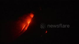 Etna New Eruption with Earthquake Live in video! Spectacular! 24 december 2018