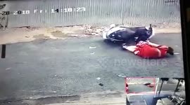 Woman has nasty fall from scooter when thief snatches her necklace