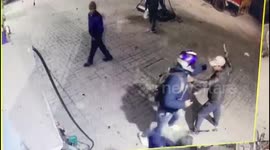 On Camera - Student foiled robbery attempt in gun point