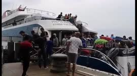 Hundreds of tourists flee Thai island as storm Pabuk approaches