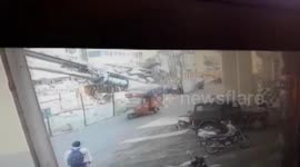 Lucky escape as giant crane collapses at Indian construction site