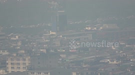 Thick layer of smog pollution over Bangkok sparks health warnings