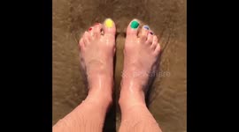 Gay Feet - C’est la vie!