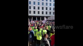 Union workers call for end to government shutdown during AFL-CIO Rally