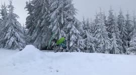 Man crashes trying simple backflip while skiing