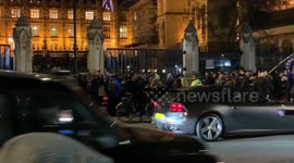 Crowds gather in London to watch Brexit vote live outside Parliament