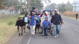 Fresh wave of migrants from Honduras enters Guatemala