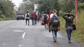 Fresh wave of migrants from Honduras enters Guatemala