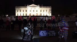 #KremlinAnnex protesters chant, “End the shutdown, open the government” and “Hey Mitch, stop scratching Putin’s itch” in front of the White House as the government shutdown becomes the longest in history.