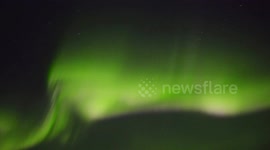 OH MON DIEU ! - INTENSE NORTHERN LIGHTS REALTIME VIDEO ICELAND