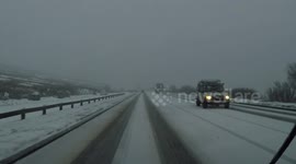 Snow & Traffic on Glenshane Pass - Dash Cam