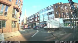 How many driving laws can be broken in 32 seconds
