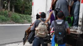 Honduran Migrants head for Guatemala-Mexico Border