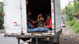 Honduran Migrants head for Guatemala-Mexico Border