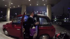 Vicky Pattison Dress Gets Stuck In Door