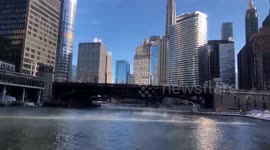 'Steam fog' phenomenon turns Chicago Riverwalk into beautiful winter scene