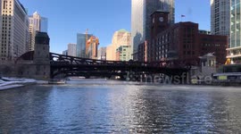 Subzero temperatures on the Chicago River