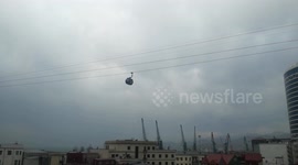 Cable car rocks haphazardly in terrifying winds
