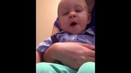 CUTEST baby fighting sleep!