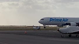 Amazon prime airplane in hawaii