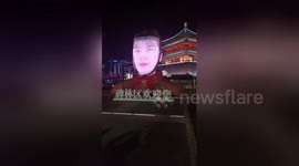 Giant face-changing terracotta warrior to be removed after only one day