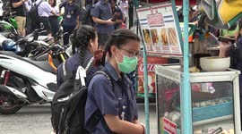 More than 500 schools close in Bangkok amidst worsening pollution crisis